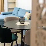 Azzurro Beachfront - Sea View *