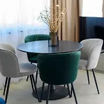 Appartement Azzurro Beachfront - Sea View Năvodari