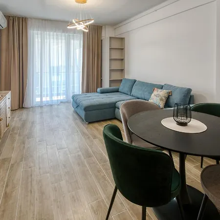 Azzurro Beachfront - Sea View Năvodari