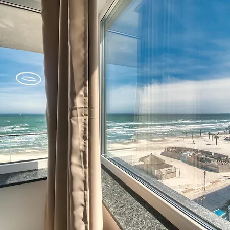 Azzurro Beachfront - Sea View Apartman Năvodari
