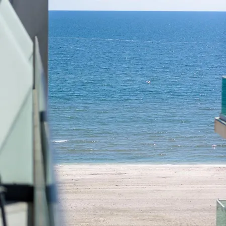 Azzurro Beachfront - Sea View