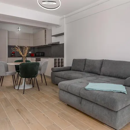 Apartment Azzurro Beachfront - Sea View