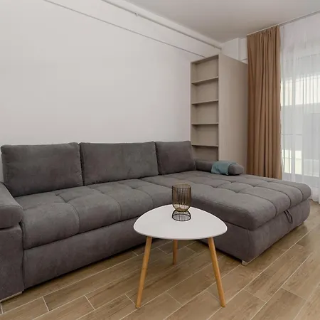 Azzurro Beachfront - Sea View Apartment *