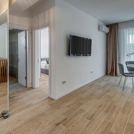 Apartment Azzurro Beachfront - Sea View