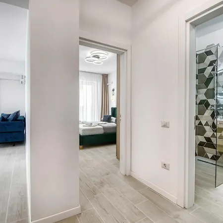 Azzurro Beachfront - Sea View Apartment *