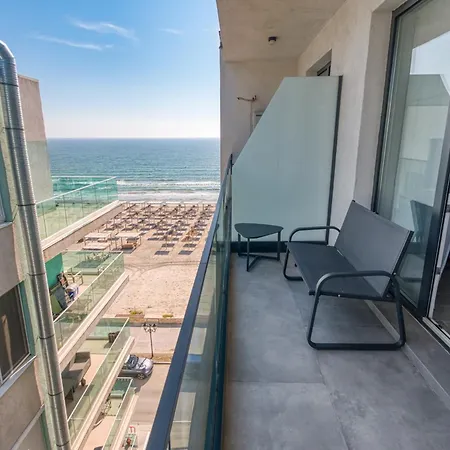 Azzurro Beachfront - Sea View