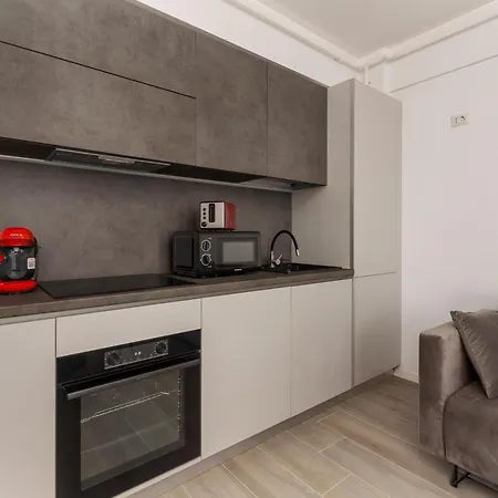 Apartment Azzurro Beachfront - Sea View *